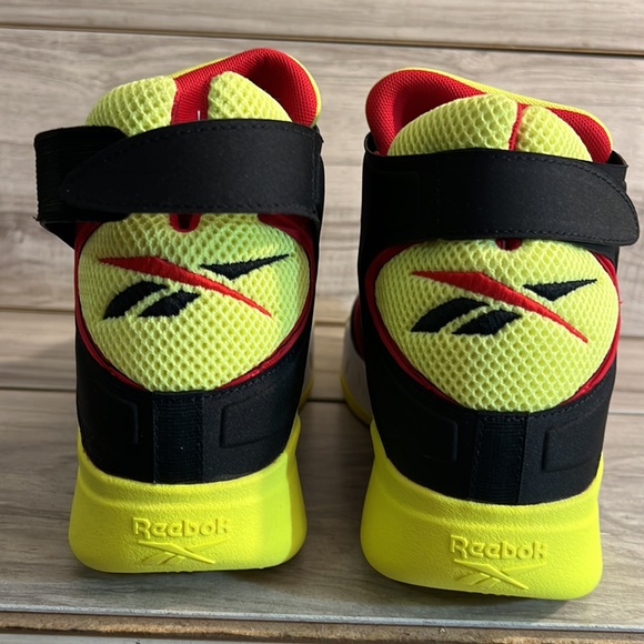 New Reebok Pump - Picture 4 of 11